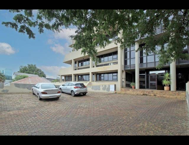 476M² BUILDING TO LET IN SUNNYSIDE
